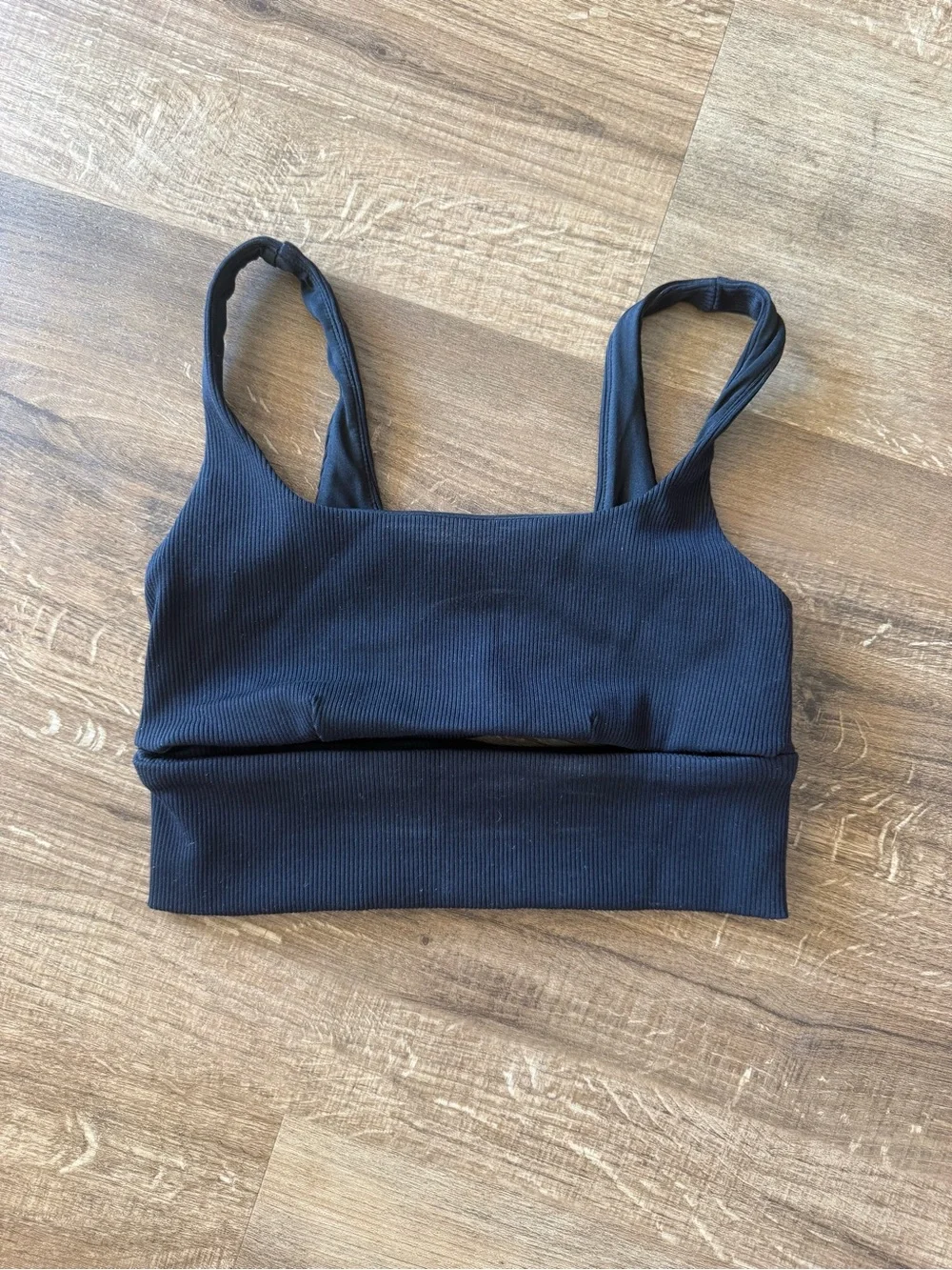 ALO Slit Bra - Black